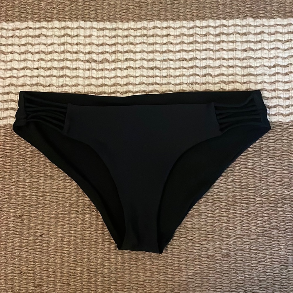 Xhilaration Bikini Bottoms!
